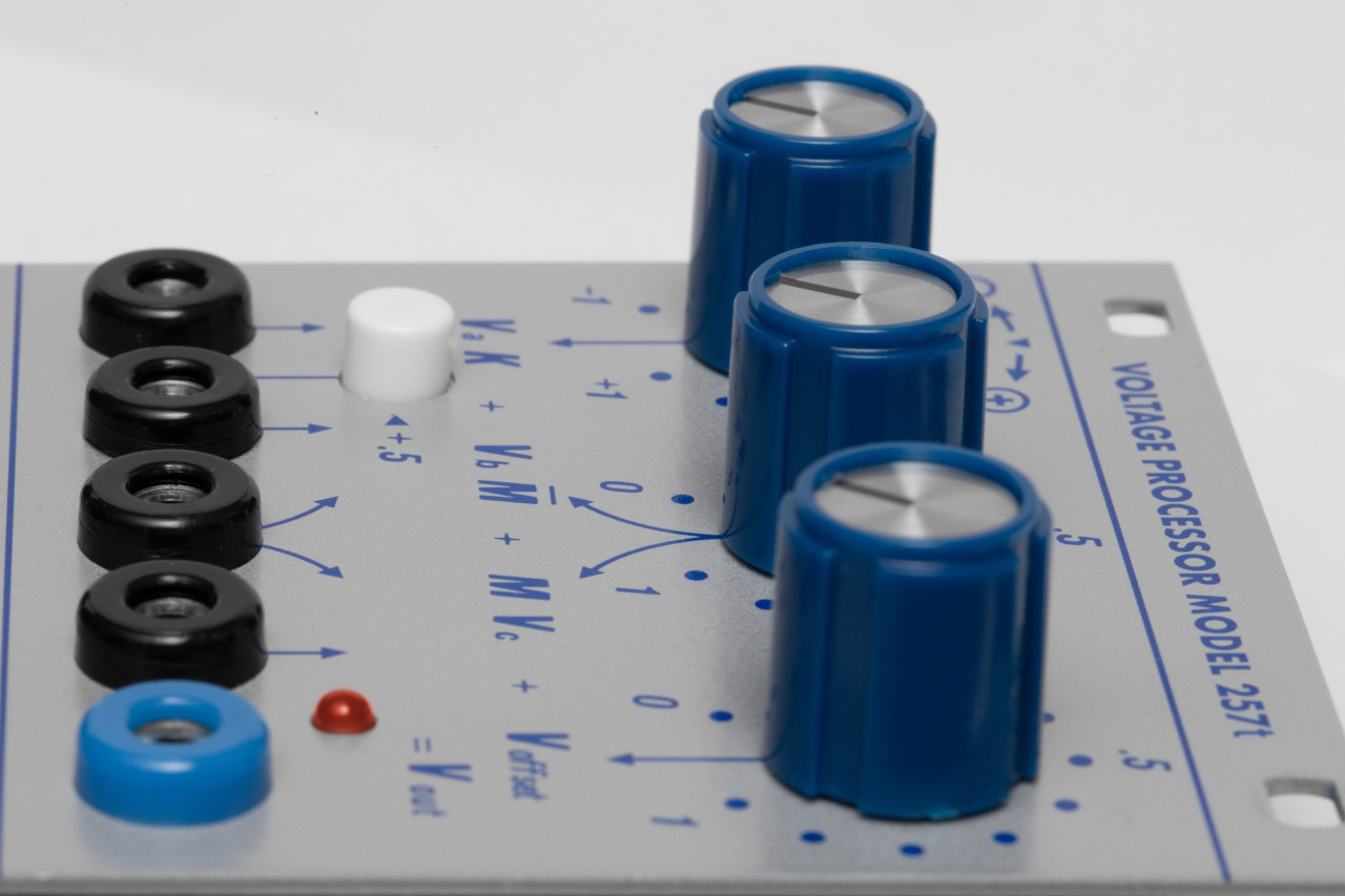 Buchla & Tiptop Audio Dual Voltage Processor Model 257t